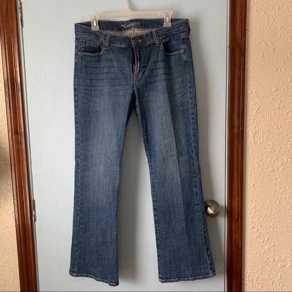 Old Navy Women Short Bootcut Denim Jeans - Picture 2 of 6